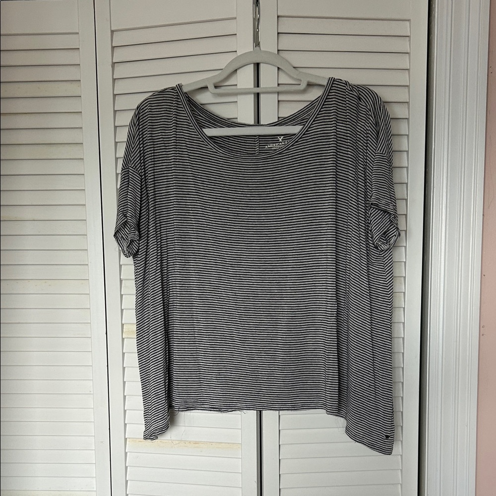 American Eagle Outfitters Black and White Striped Tee